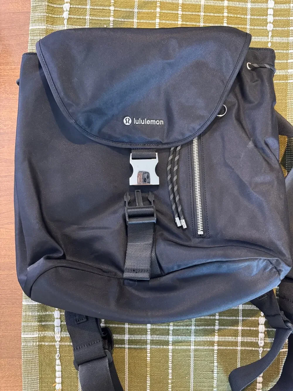 lululemon bucket backpack lululemon Drawstring Bucket Backpack 10L - One Size
